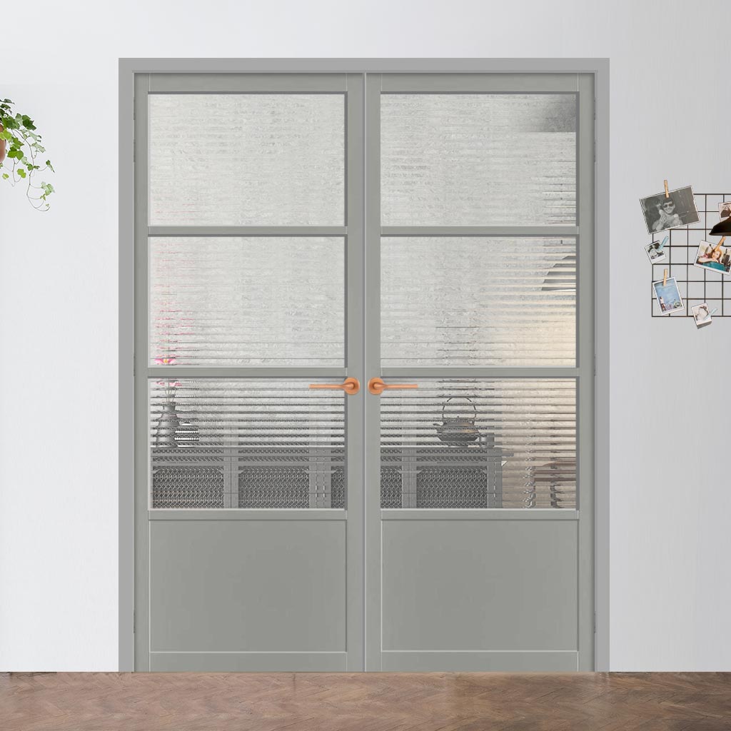 Eco-Urban Staten 3 Pane 1 Panel Solid Wood Internal Door Pair UK Made DD6310 - Clear Reeded Glass - Eco-Urban® Mist Grey Premium Primed