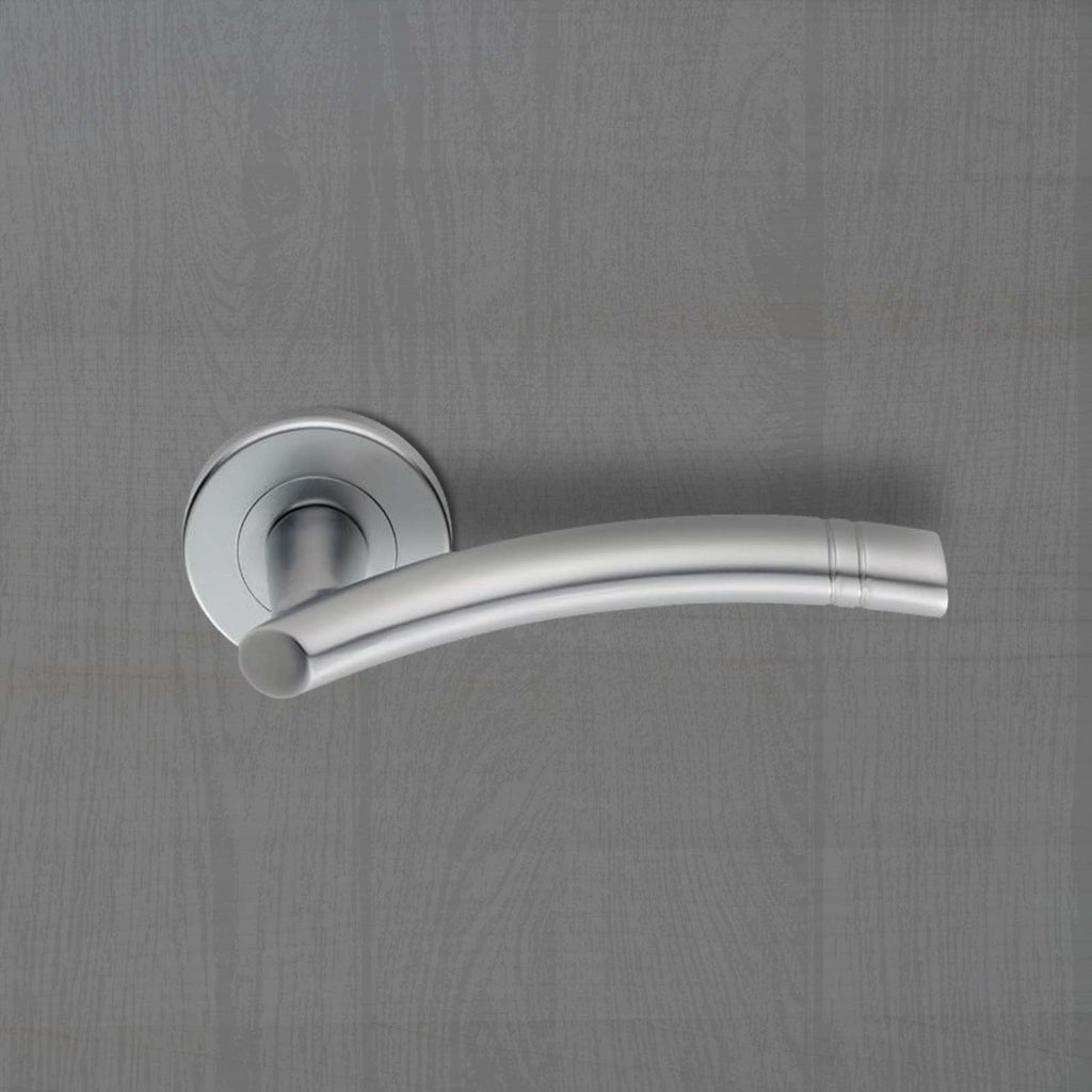 Outlet - Serozzetta Cuarenta SZC340 Lever Latch Handles on Round Rose